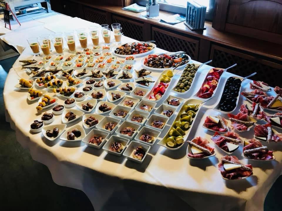 Bauer'S Pension-Restaurant-Catering Grosshabersdorf Eksteriør bilde