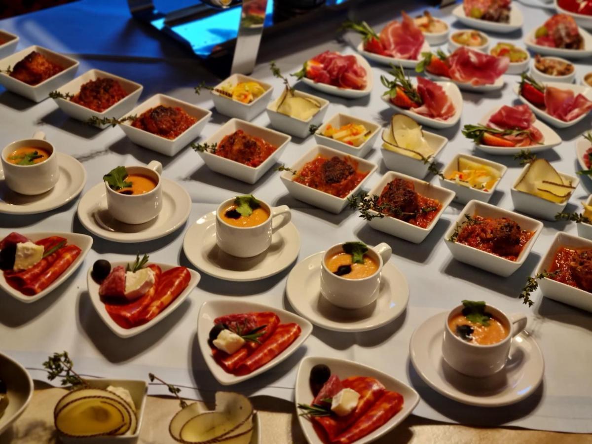 Bauer'S Pension-Restaurant-Catering Grosshabersdorf Eksteriør bilde