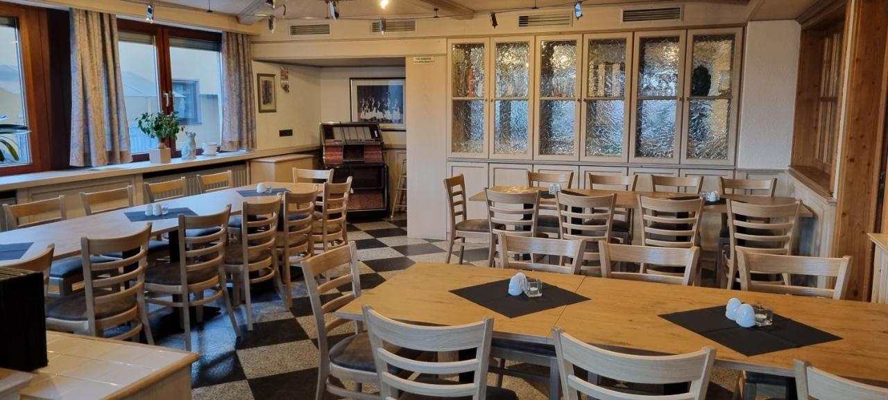 Bauer'S Pension-Restaurant-Catering Grosshabersdorf Eksteriør bilde