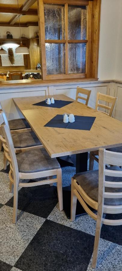 Bauer'S Pension-Restaurant-Catering Grosshabersdorf Eksteriør bilde